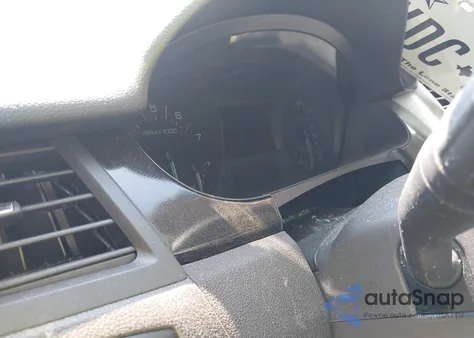 2013 Ford Edge Se z USA, uszkodzony, nr VIN 2FMDK3GC8DBE05536